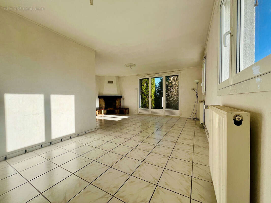 Maison à THISE