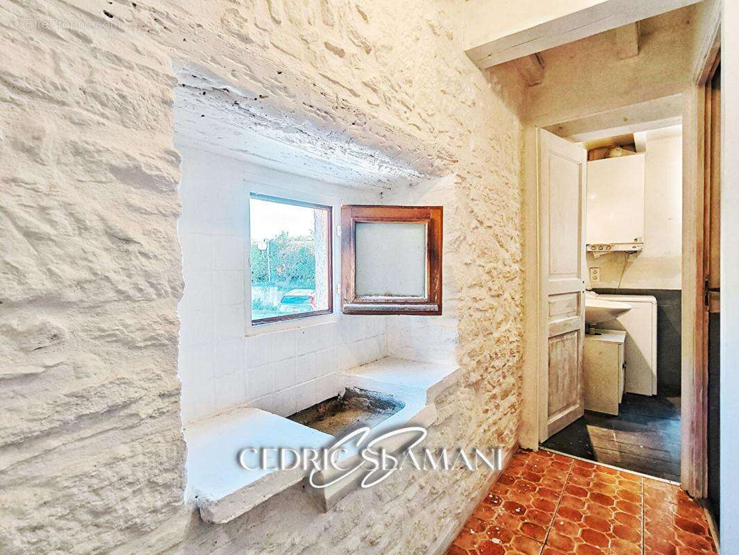 En exclusivite - maison de village en r+2 52 m2 - 2 chambres - 1 bureau - photo 12