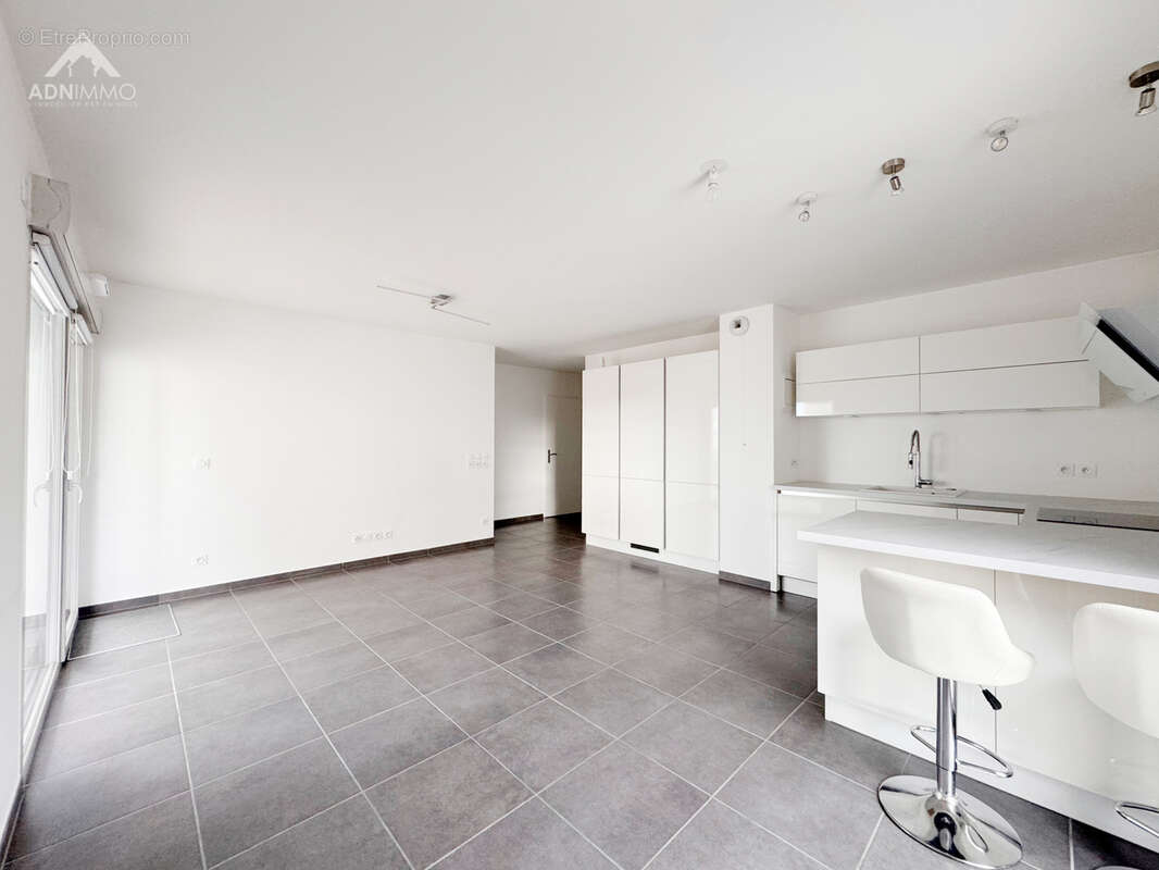 Appartement à SAINT-GENIS-POUILLY