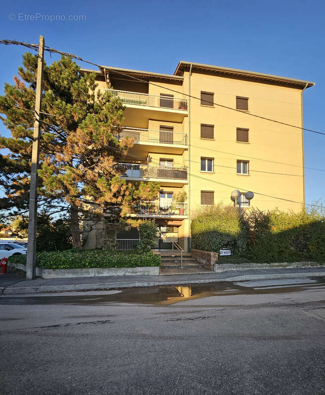 Appartement à LE PEAGE-DE-ROUSSILLON