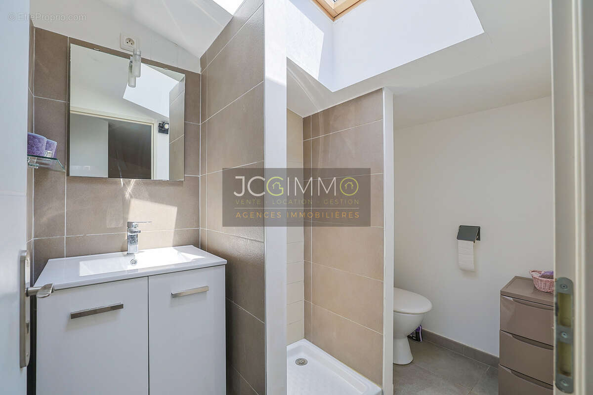 Maison de village T4 de 117m2 hab / AUCUNS TRAVAUX - photo 10