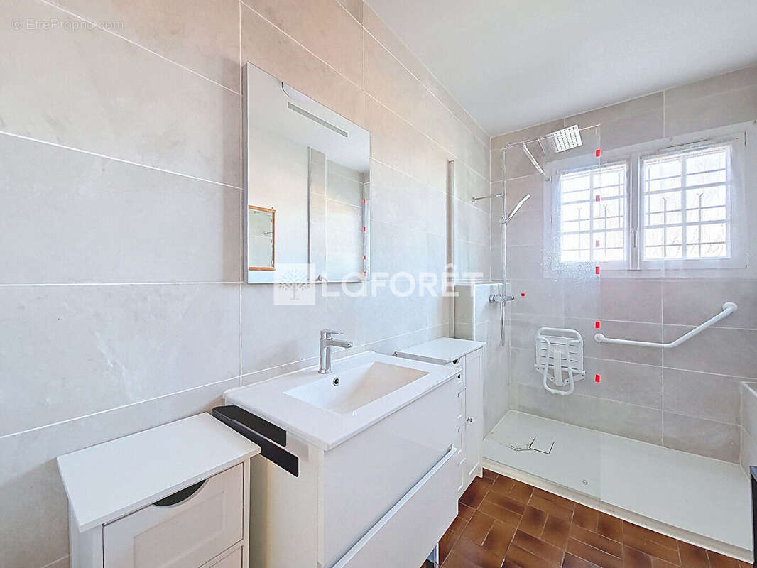 Maison plain pied Orthez 4 pièce(s) 90m² - photo 12