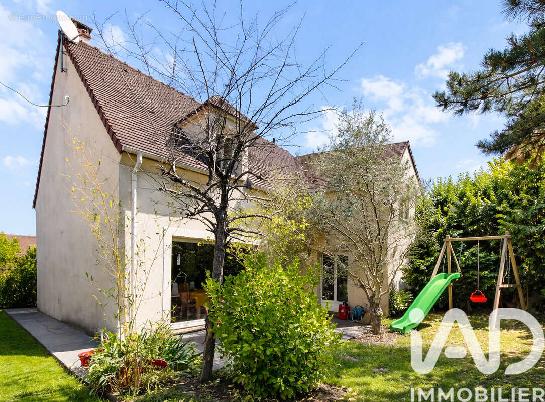Photo 2 - Maison à SACLAY