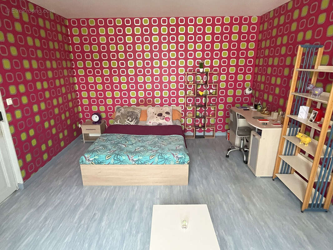 Maison à SAINT-JEAN-DE-SAUVES