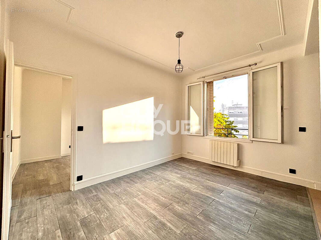 Appartement à AUBERVILLIERS