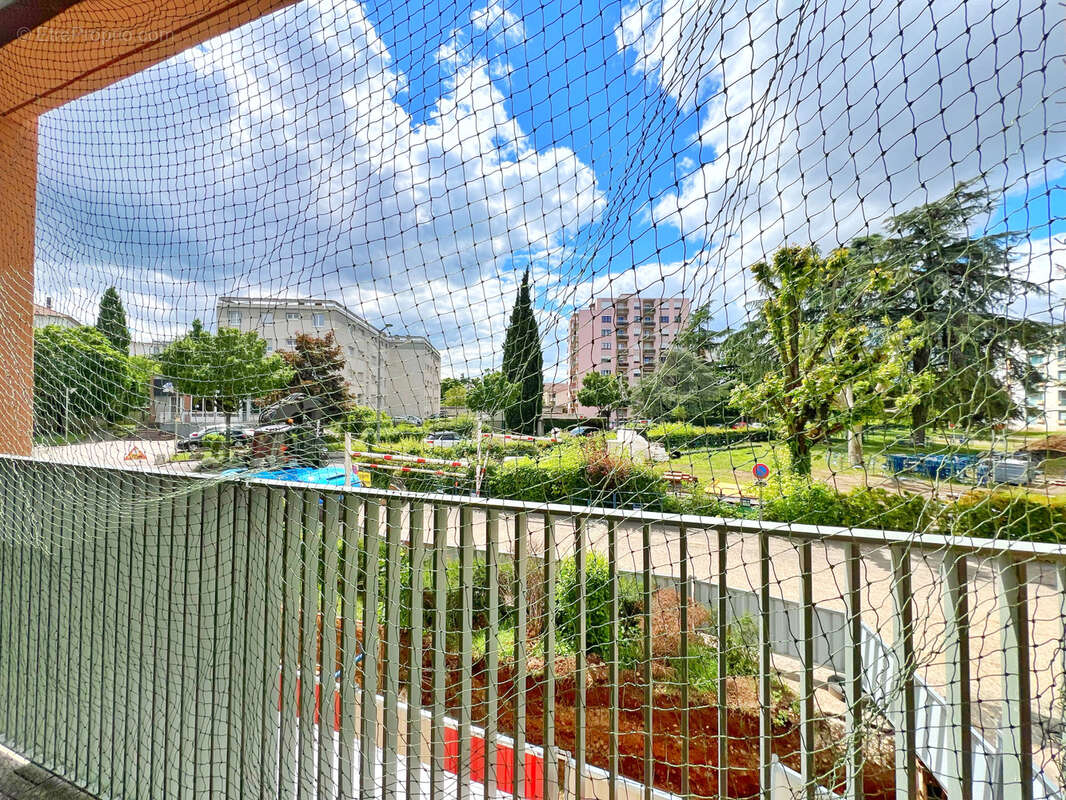 Appartement à SAINT-PRIEST
