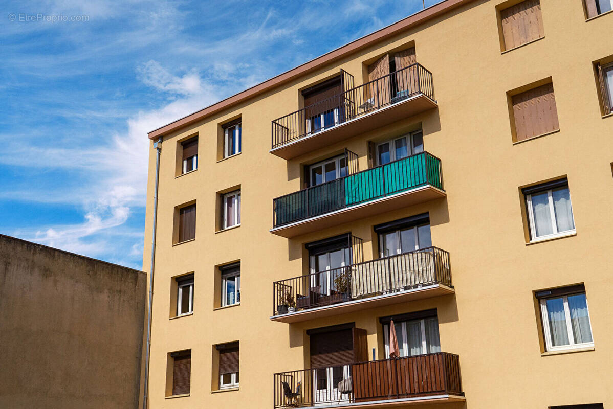 Appartement à CARCASSONNE