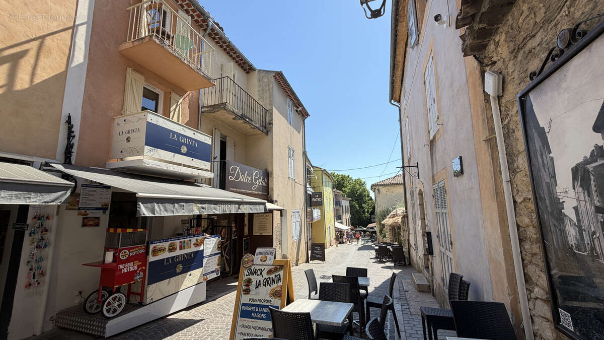 Commerce à GREOUX-LES-BAINS