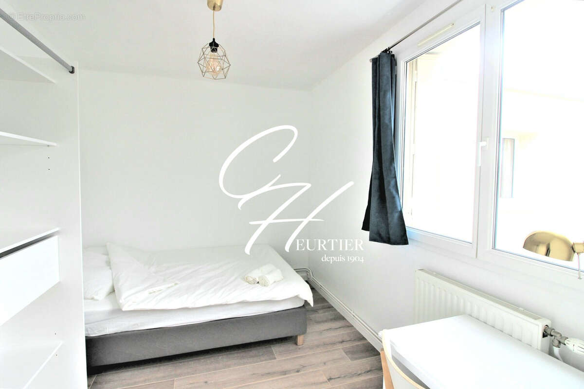 Appartement à SAINT-MARTIN-D'HERES