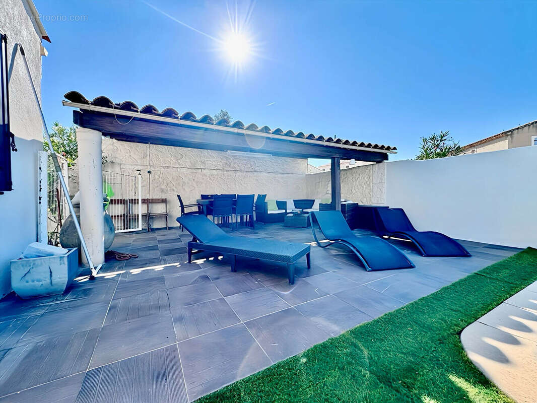 Maison t5 marignane  119 m² avec piscine et garage - photo 3