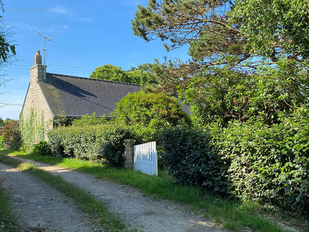 Maison à PLOZEVET