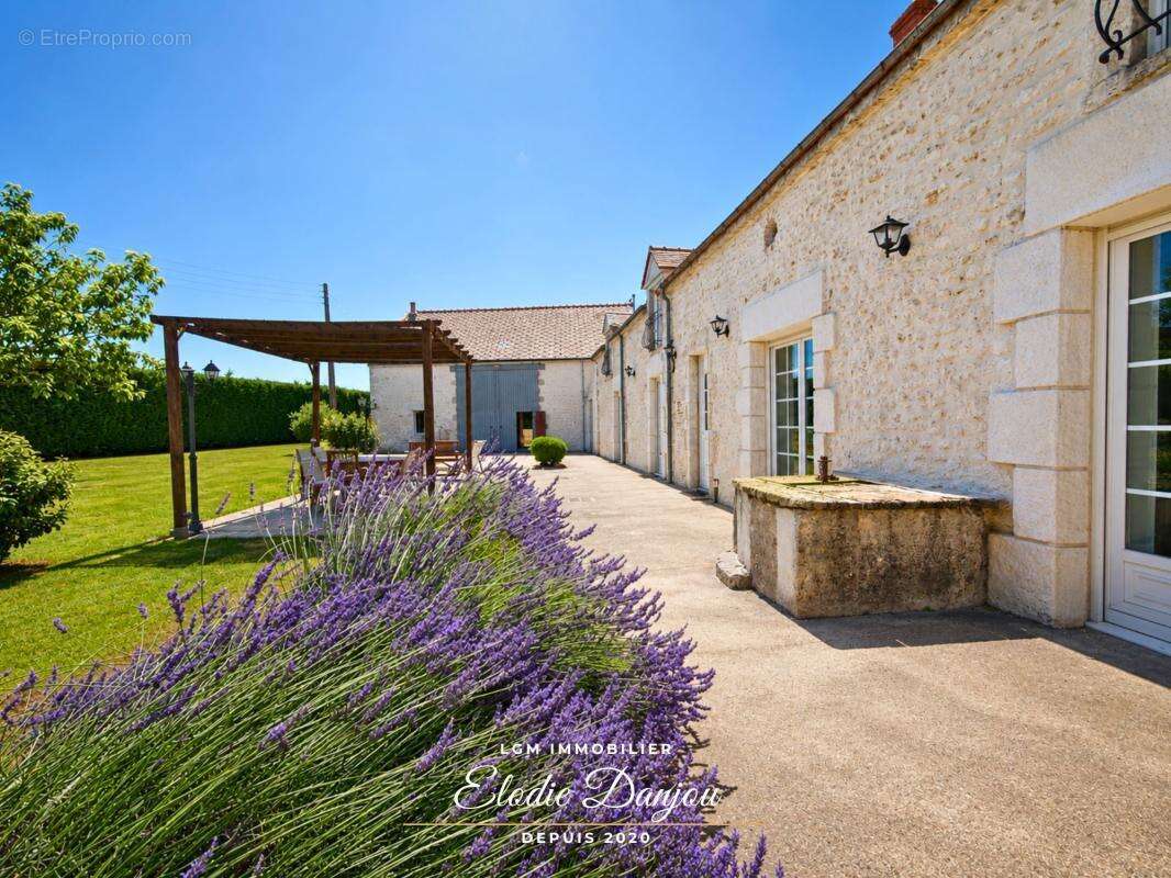 Longère rénovée - 4 chambres - Grange et jardin - Proche Beaugency ou Châteaudun - photo 13