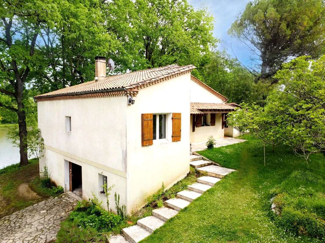 Maison à SAUSSIGNAC