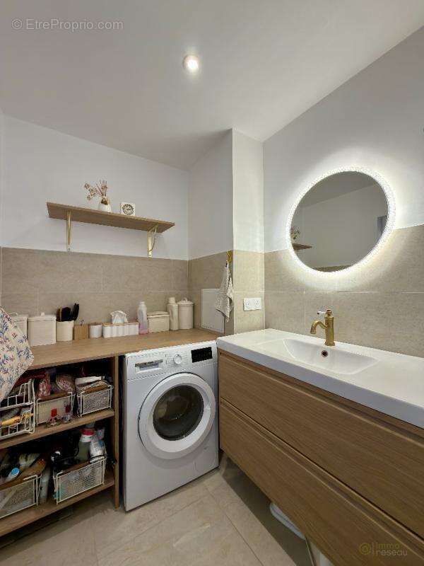 Appartement à ROQUEBRUNE-CAP-MARTIN