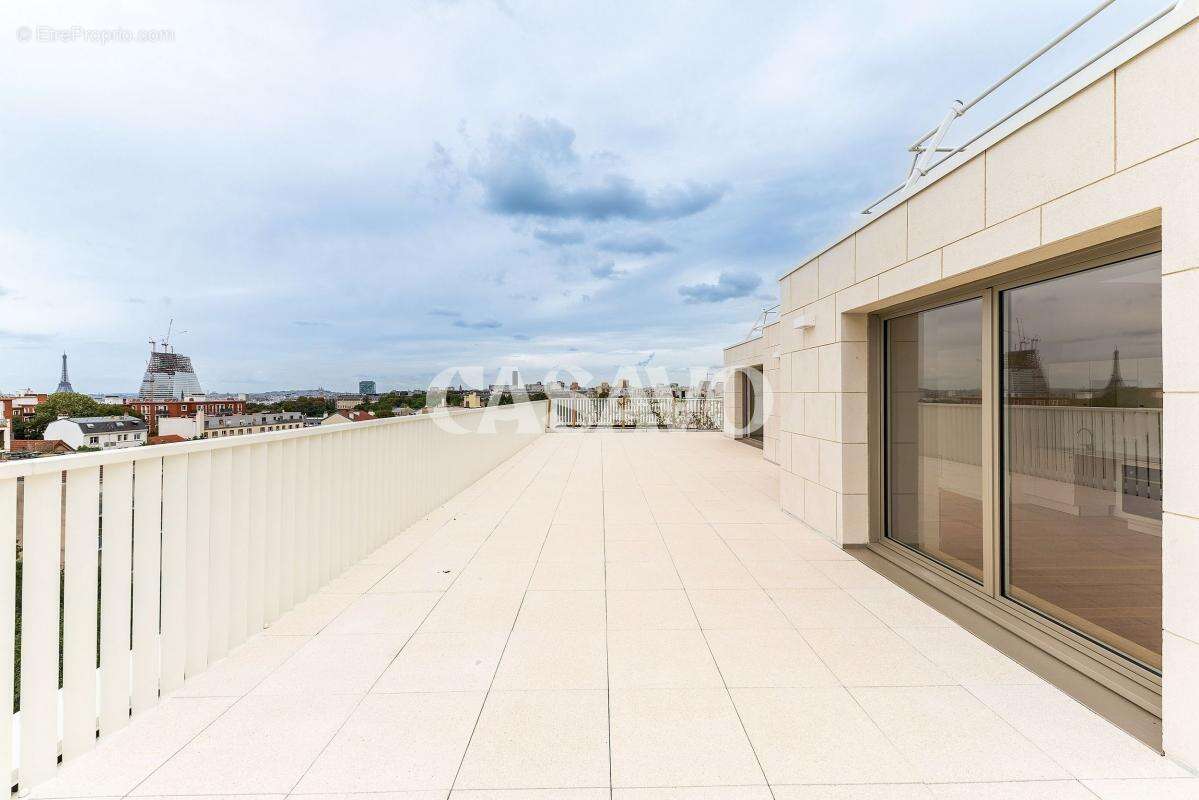 Appartement à ISSY-LES-MOULINEAUX