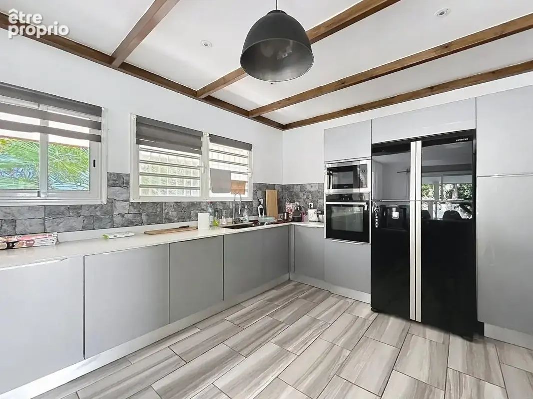 Maison 155 m² à Saint-Paul  - photo 5