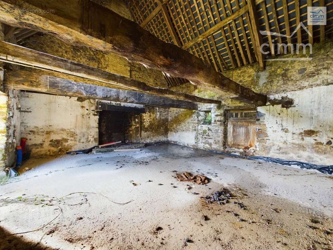 Maison à SAINT-SEGLIN