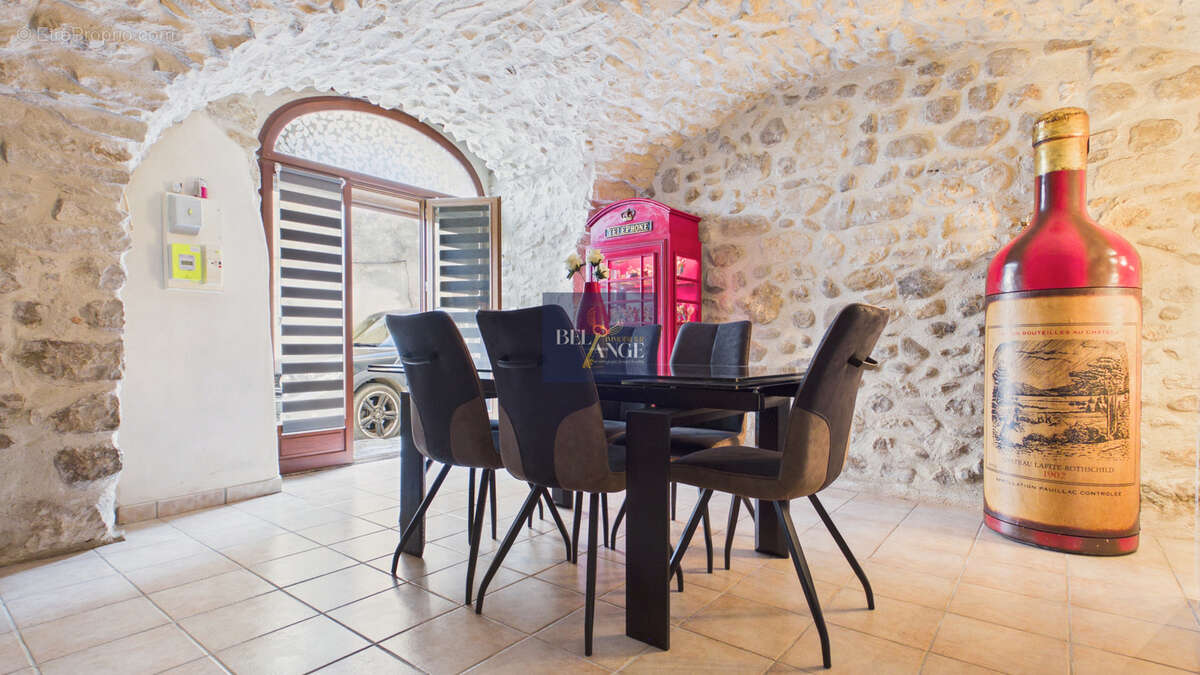 Maison à VALLON-PONT-D'ARC