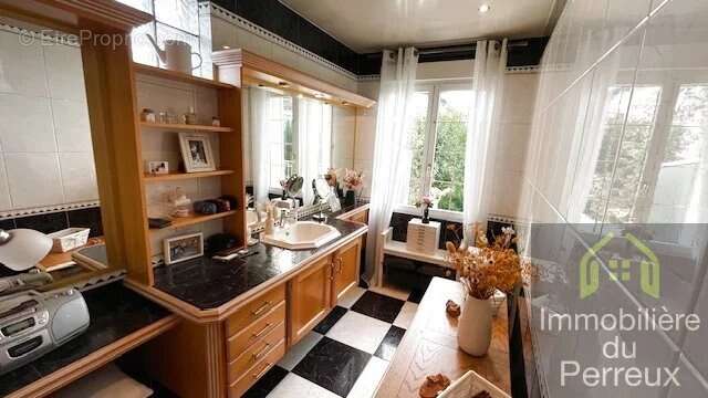 Maison à LE PERREUX-SUR-MARNE