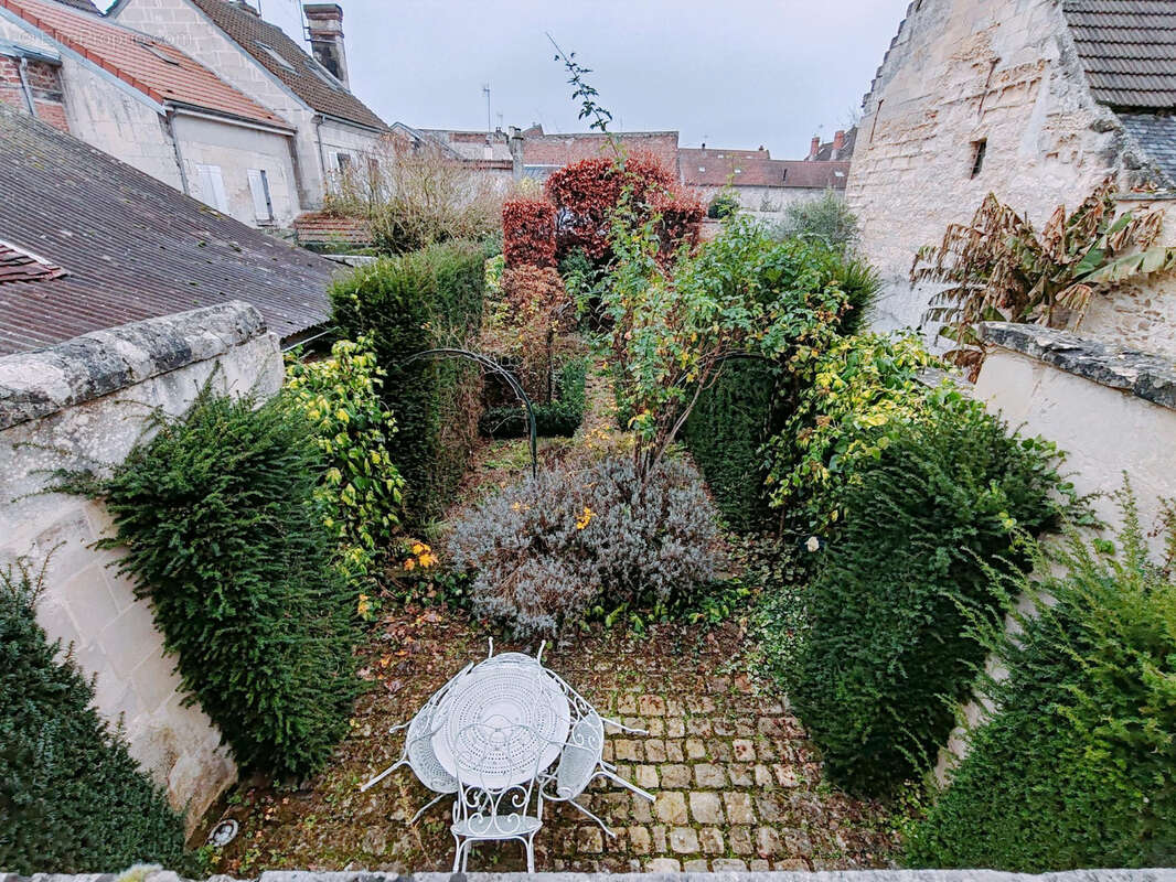 Maison à VILLERS-COTTERETS