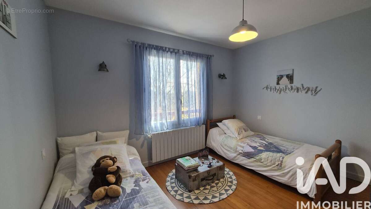 Maison 130 m² à Saint-Michel  - photo 8