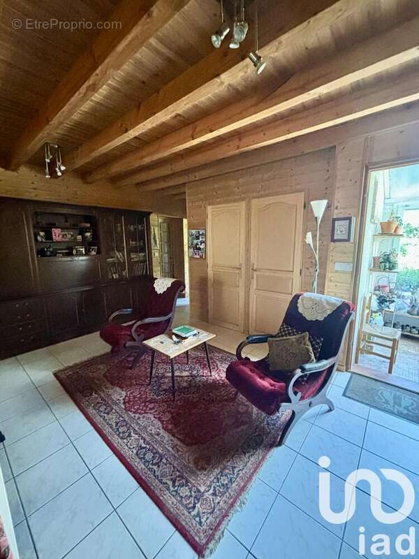 Maison 151 m² à Castelnau-Riviere-Basse  - photo 4