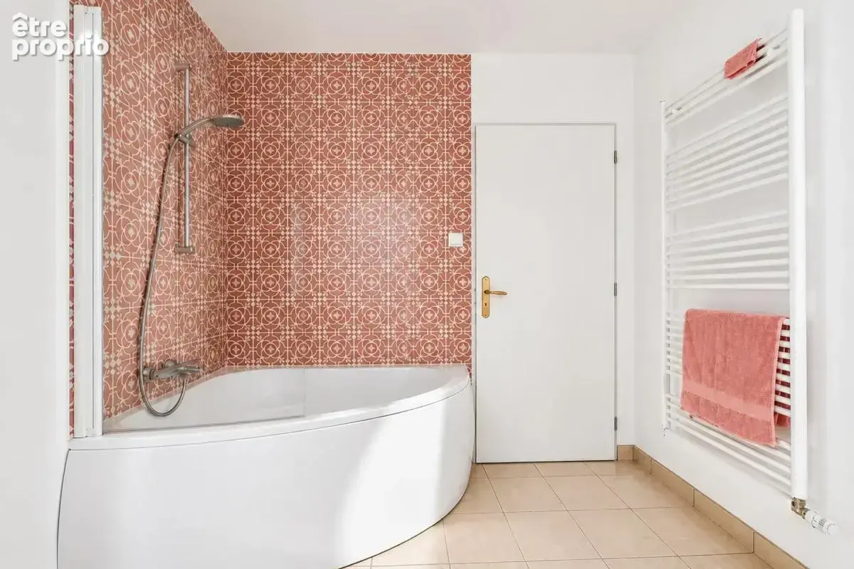 Maison de 11 pièces de 226 m² à Arpenans - photo 10