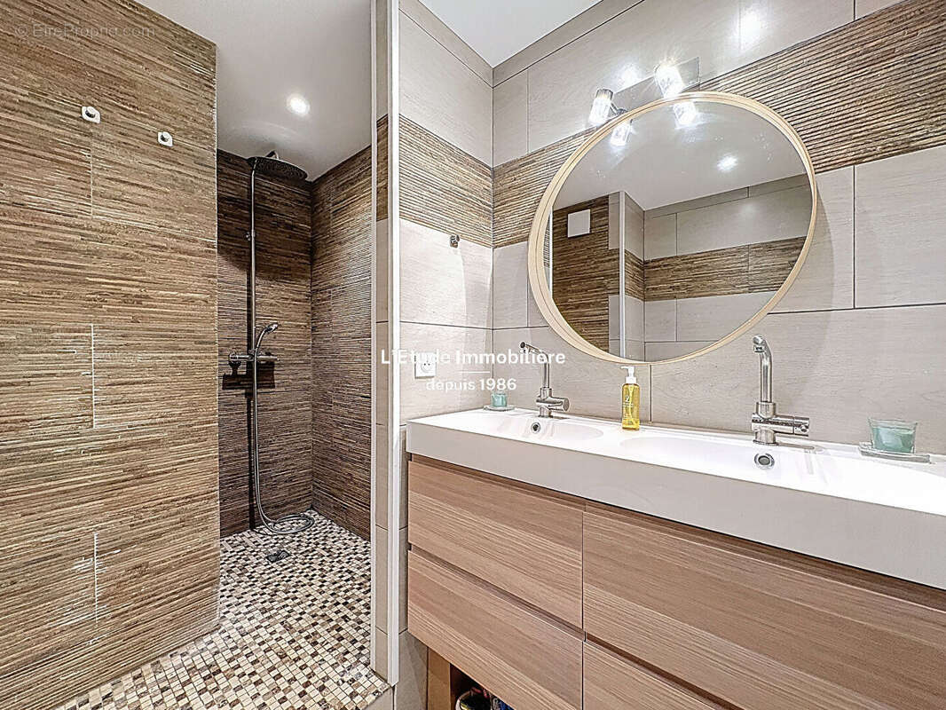 Appartement à CALUIRE-ET-CUIRE