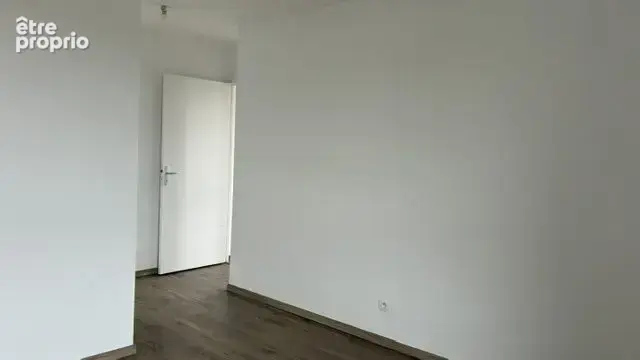 Appartement 3 pièces 57 m² à vendre à Nantes (44300) - photo 3