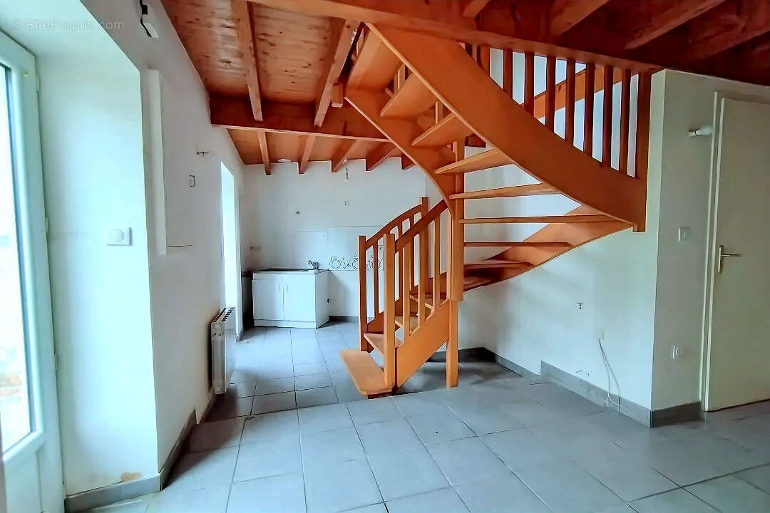 Maison à LEGE
