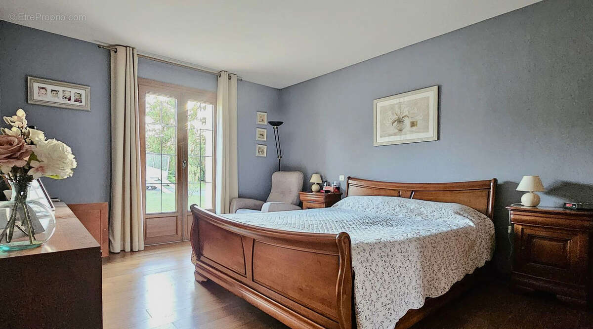 Maison à CHERMIGNAC