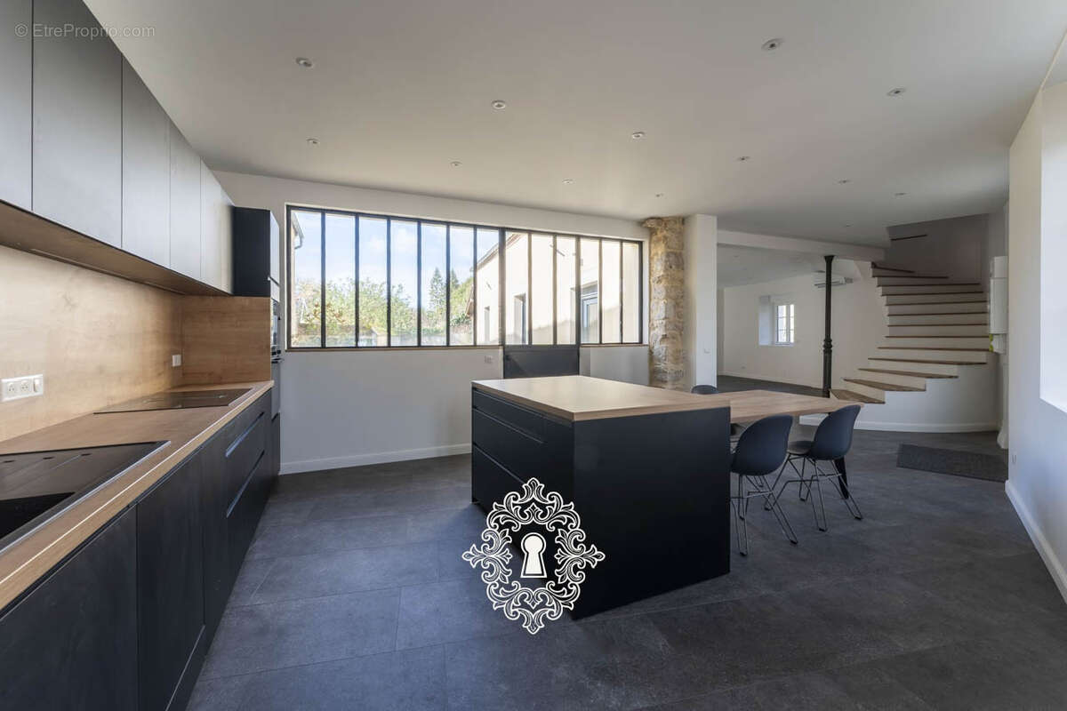 Maison à BRAY-SUR-SEINE