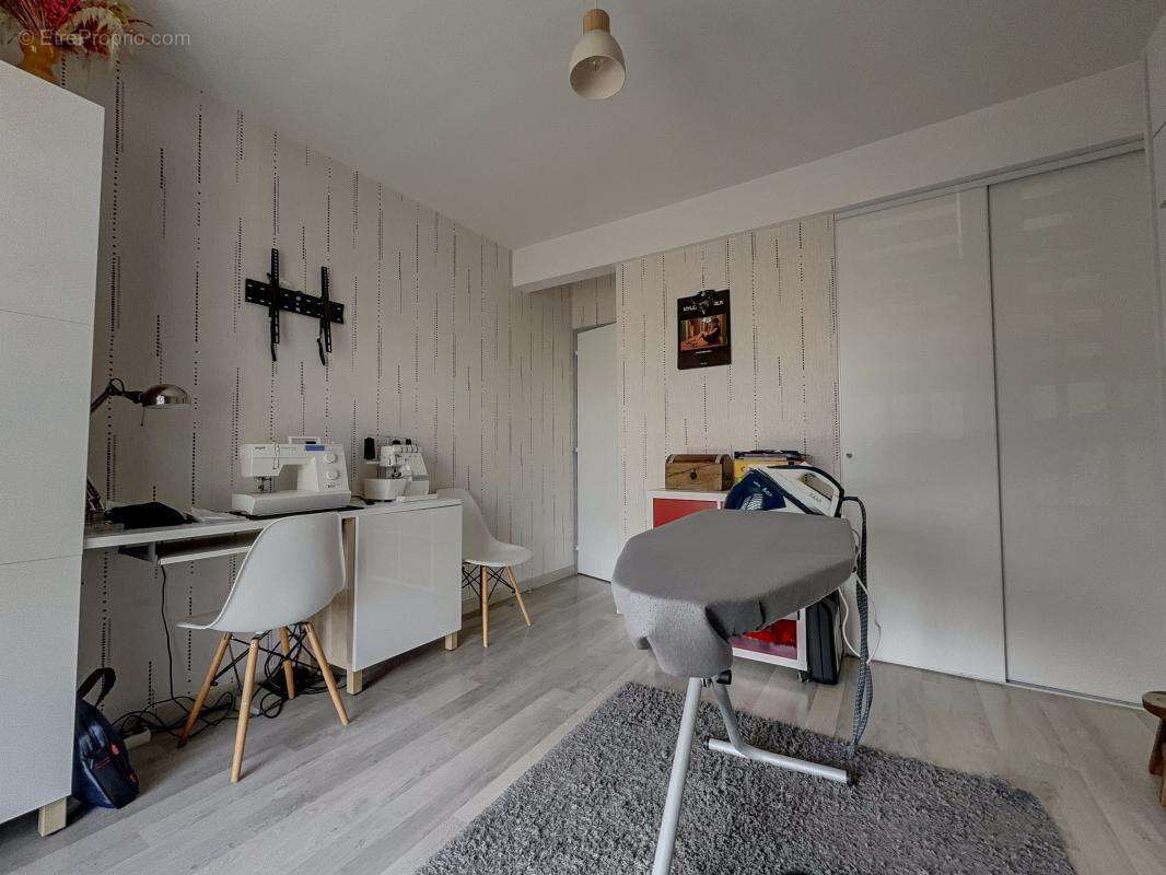 Appartement à GENLIS