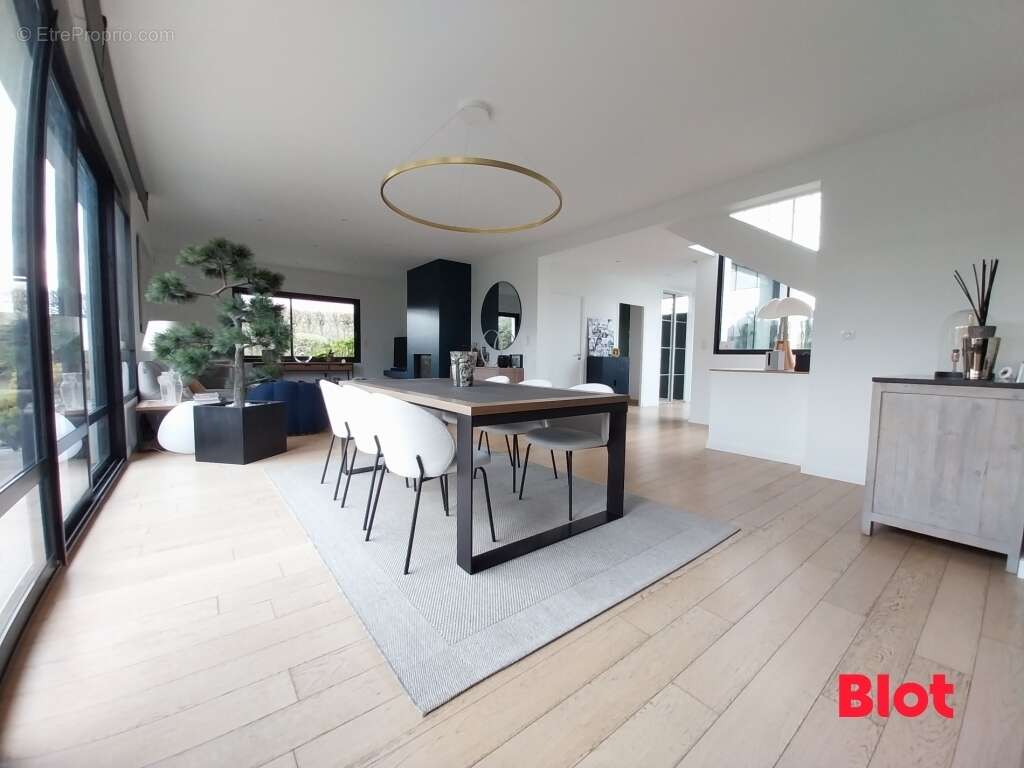 Maison à SAINT-GREGOIRE