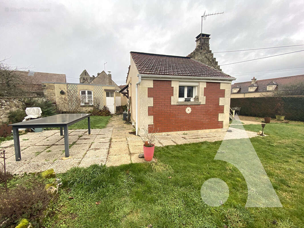 Maison à CREPY-EN-VALOIS