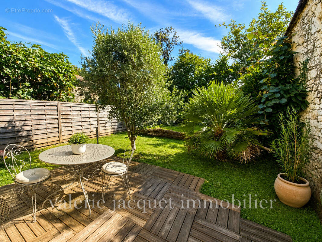 Maison en pierre avec ponton privé sur la Dordogne - photo 8