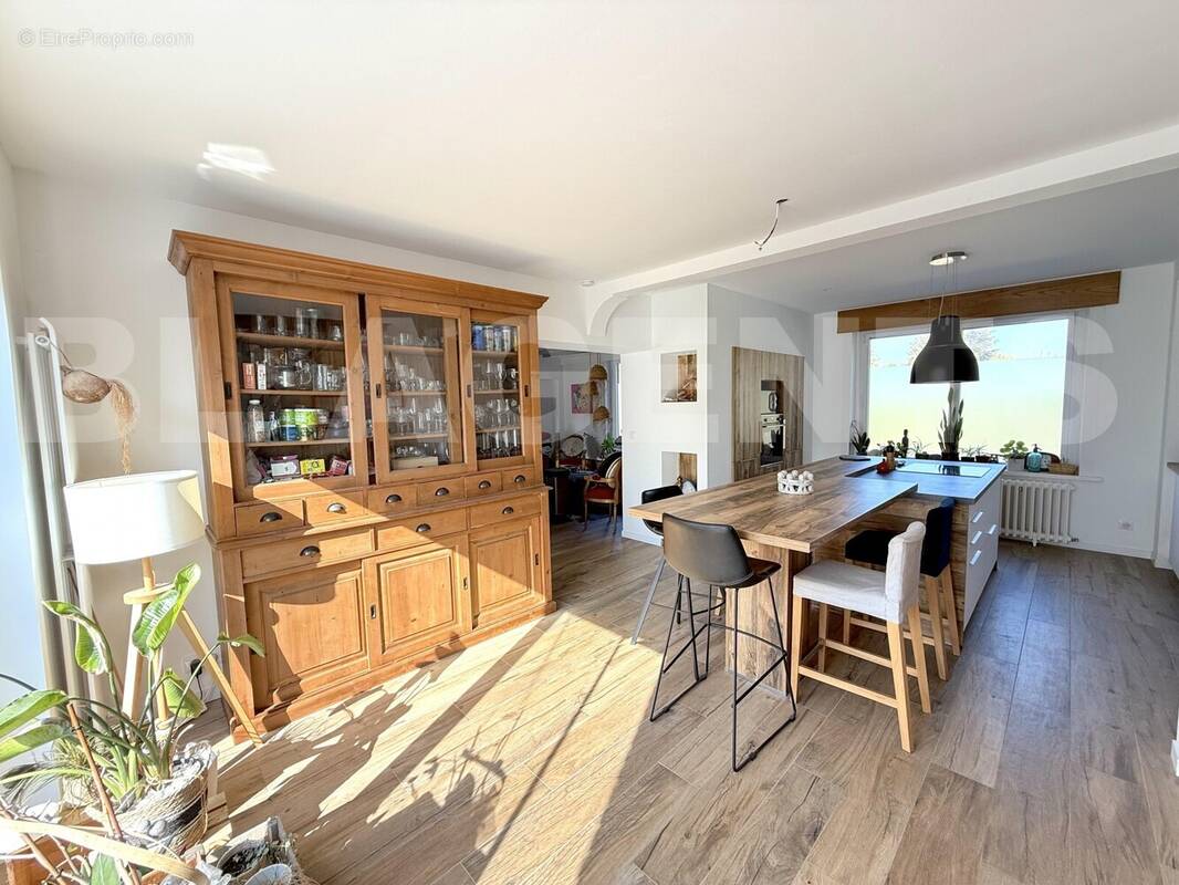 CUISINE 3 - Maison à VIEUX-BERQUIN