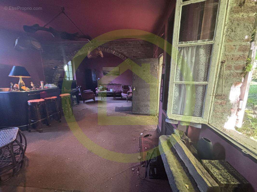 Maison à LAVAVEIX-LES-MINES