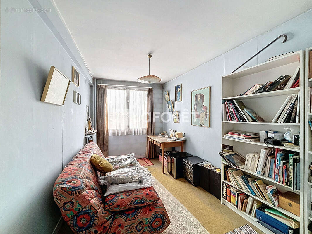 Appartement à BOURG-LA-REINE