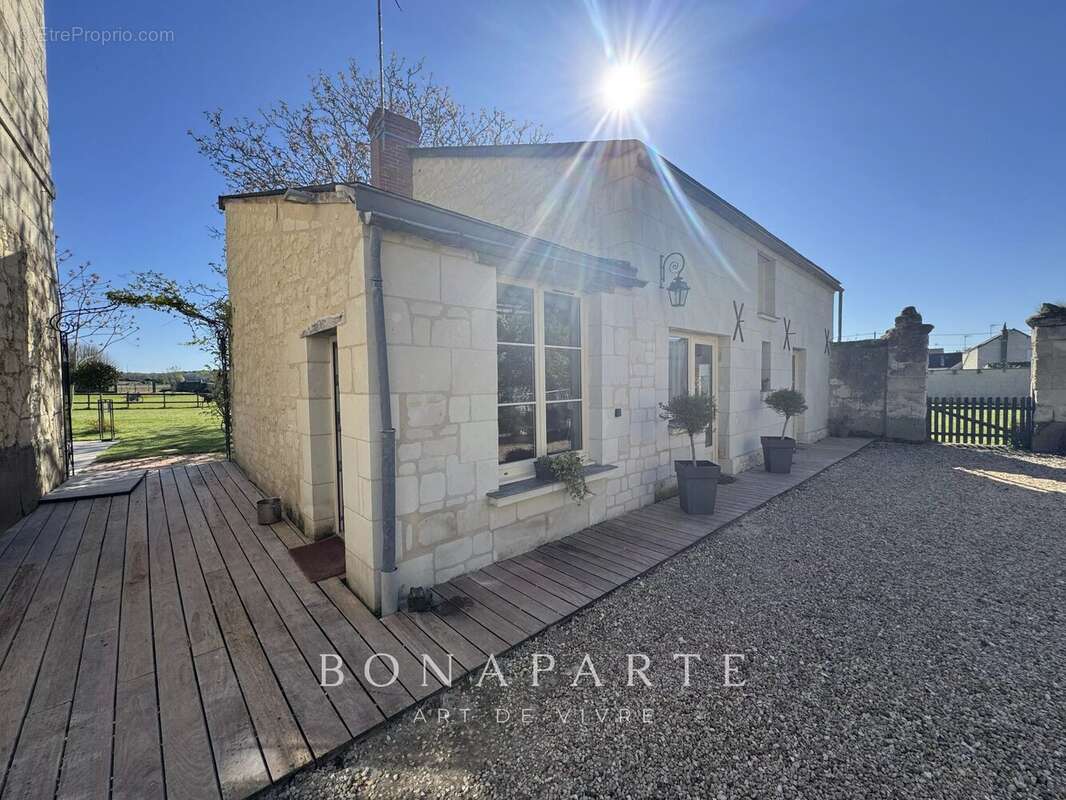 Varrains - propriété de charme avec gîte - photo 7