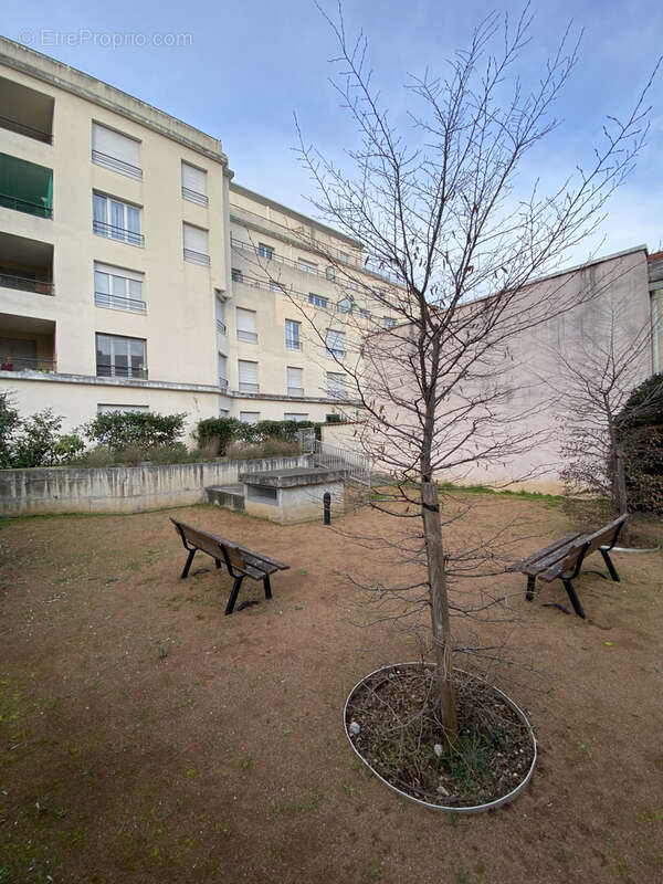 Appartement à LYON-8E