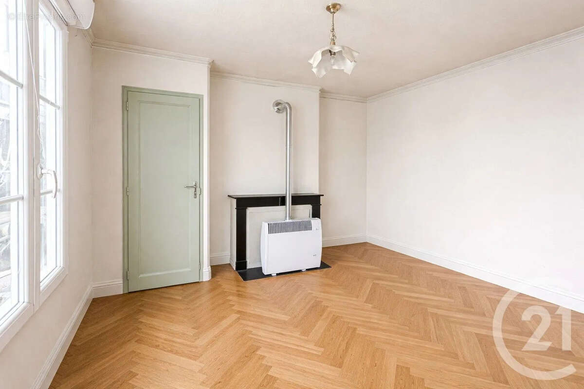 Appartement à SAINTE-SAVINE