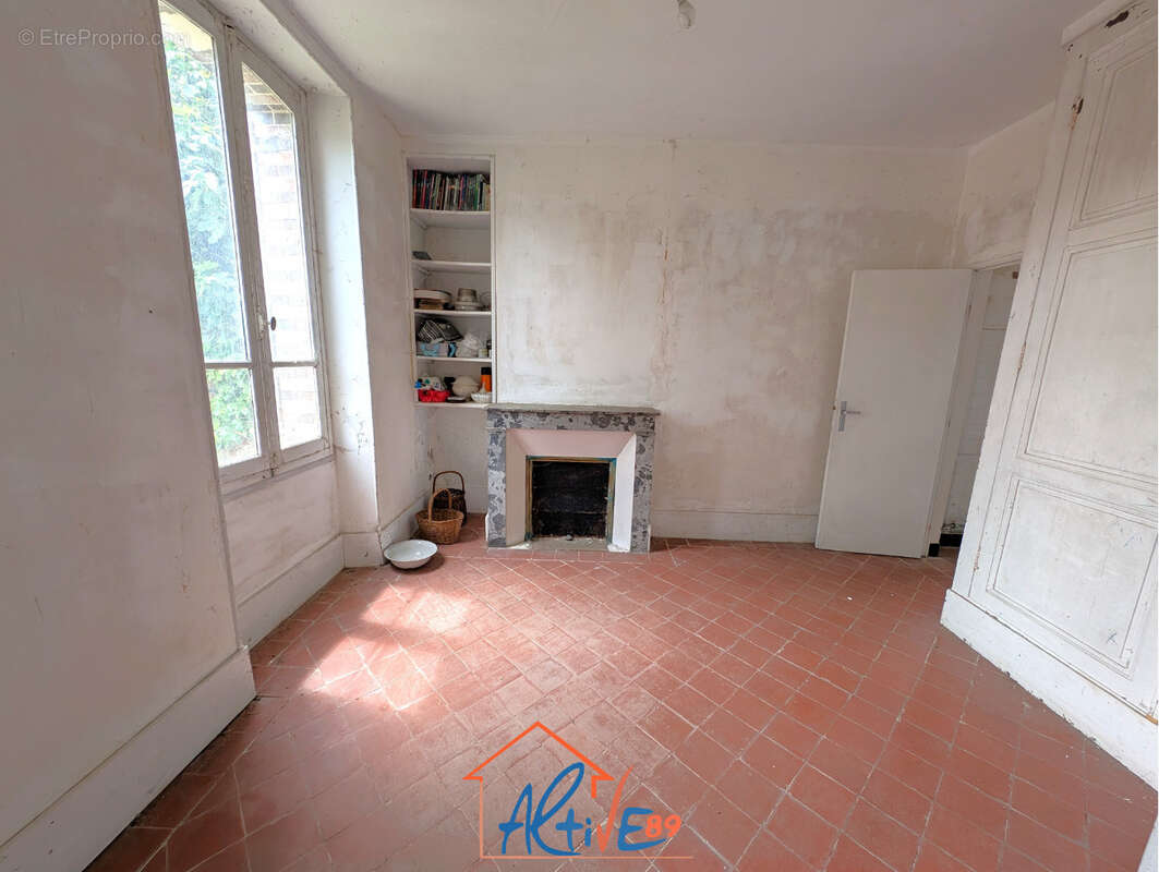Maison à CHASSY