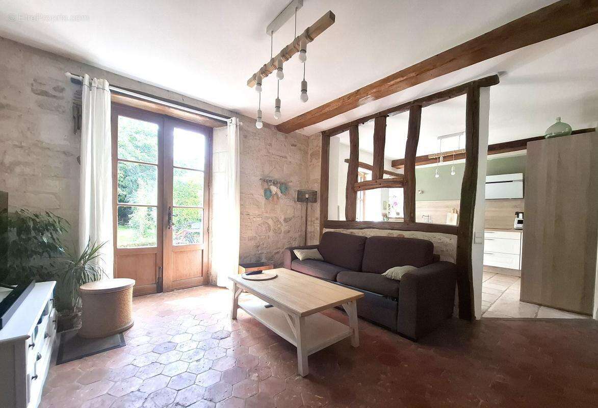 Maison de 144 m² à Hautefontaine - photo 4