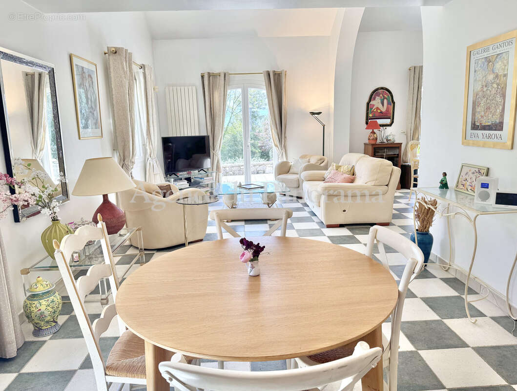 Magnifique propriete lovee dans un ecrin de verdure - photo 11