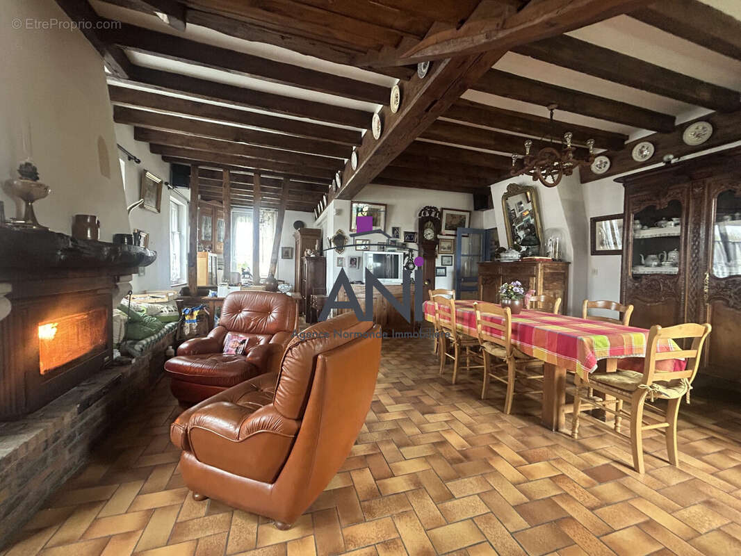 Maison à SAINT-OUEN-DU-BREUIL