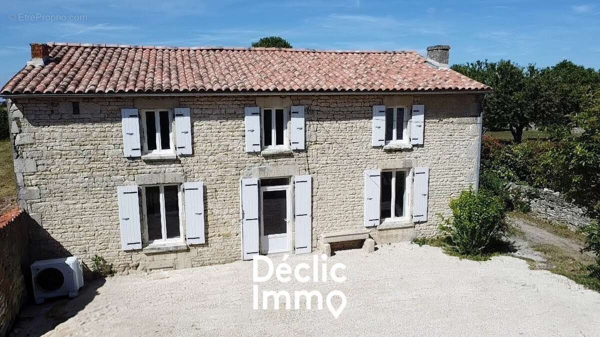 Maison à LA ROCHENARD