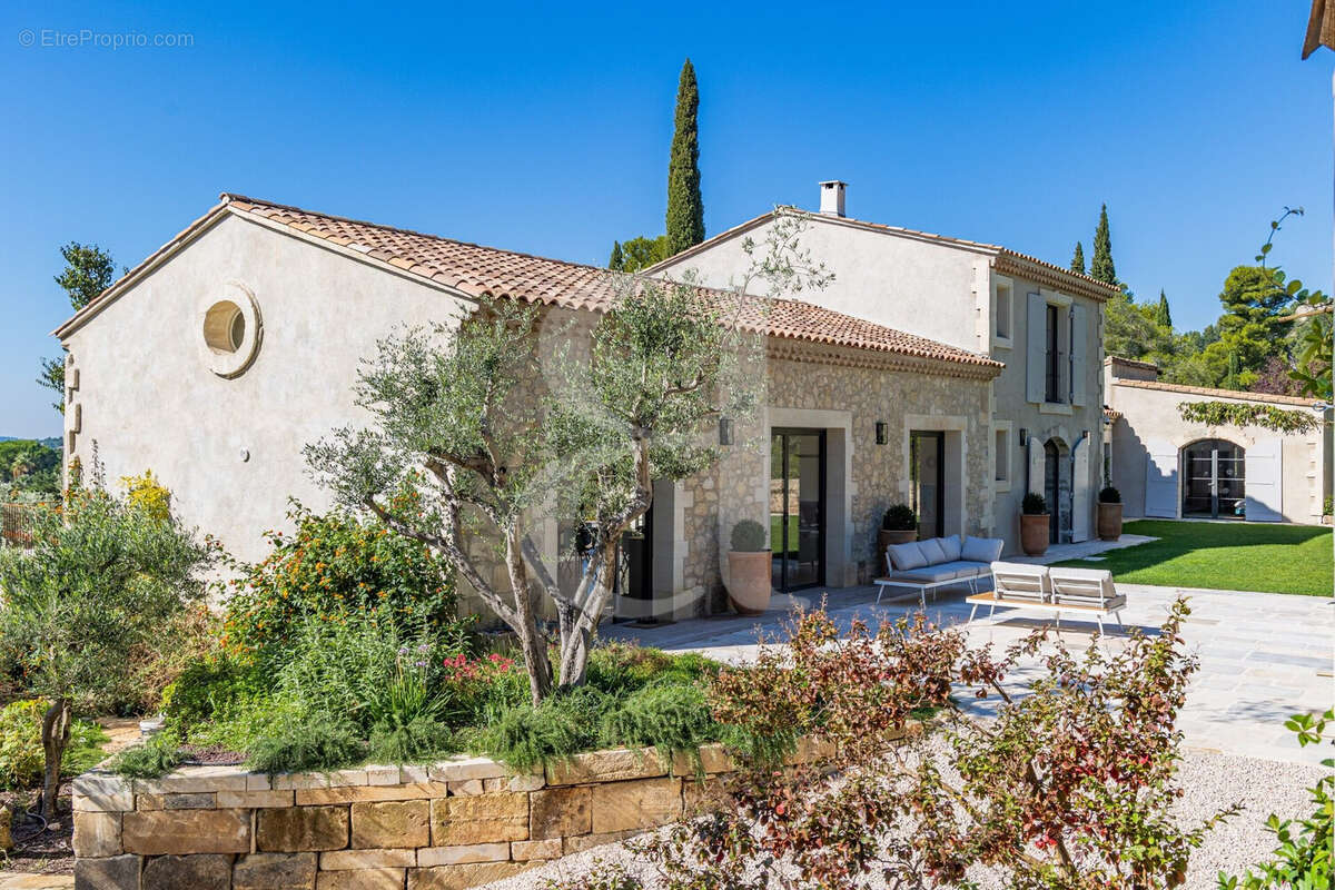 Maison à MAUSSANE-LES-ALPILLES