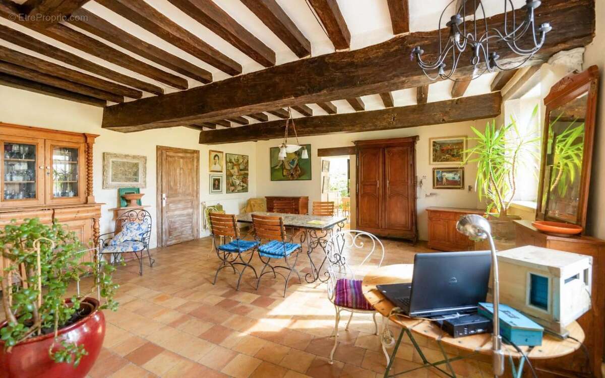 Maison à SAVIGNE-L'EVEQUE