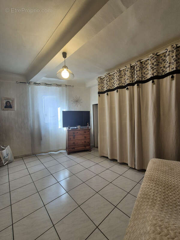 Appartement à MARSEILLE-11E